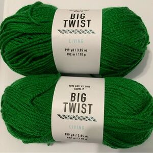 ❌SOLD❌ Big Twist Living Yarn Kelly Green (2 skeins)